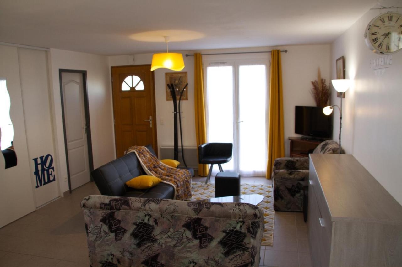 Les Lauriers De Lomagne Villa Lavit Buitenkant foto